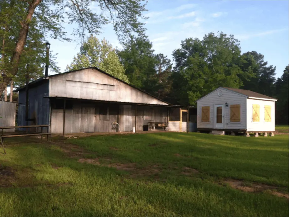 BurksQuailRun.com - Farm House